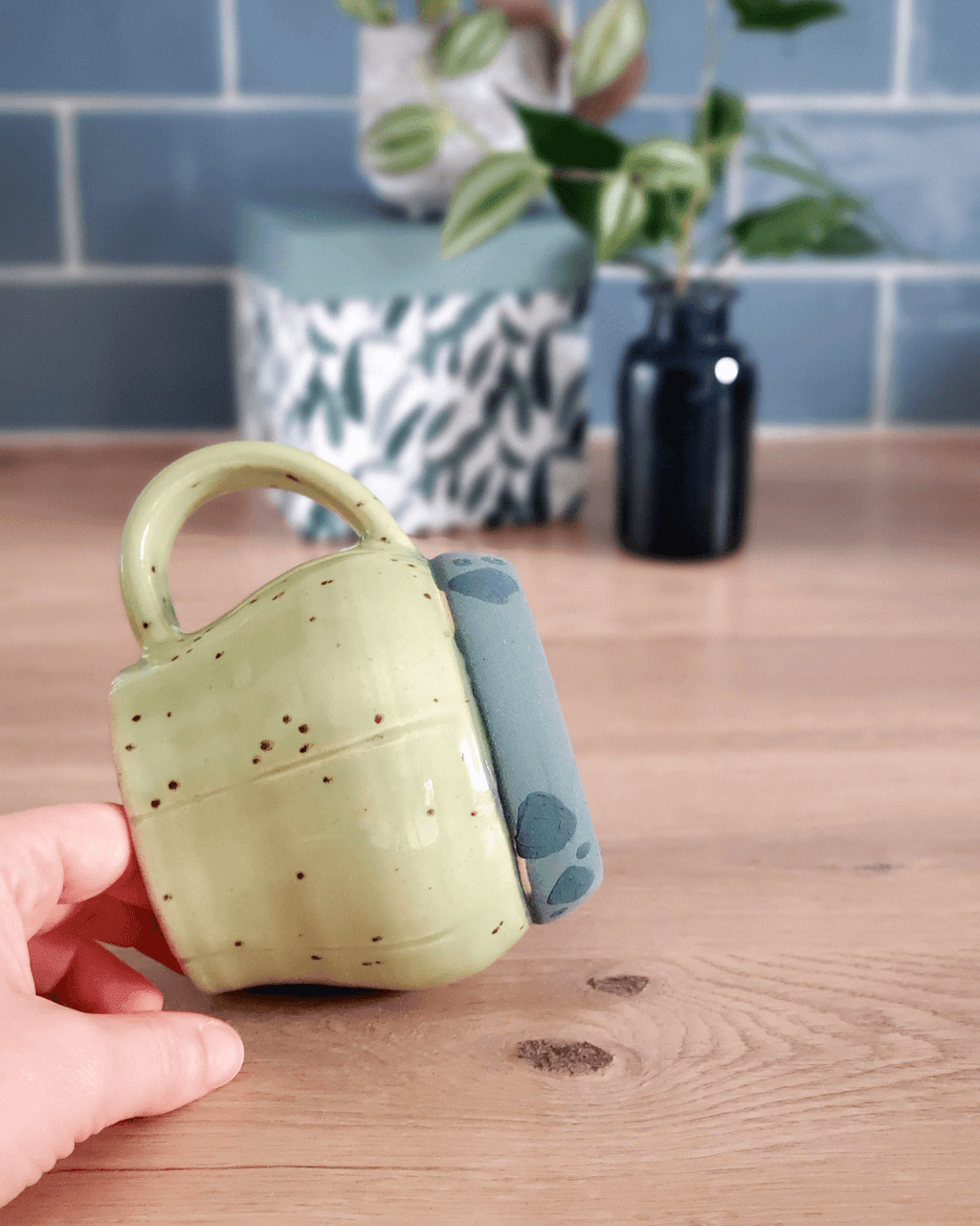 Tasse Bolbizarre - Engobe imparfaite et inclusion